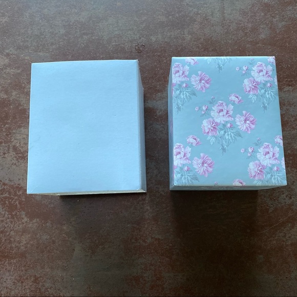 New! Laura Ashley Pink Heart Patent Strap Gold Rhinestone Watch - Picture 13 of 15